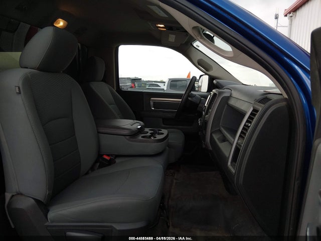 3C6JR7DG2JG321598 RAM 1500 Tradesman 4x4 8&#039; Box