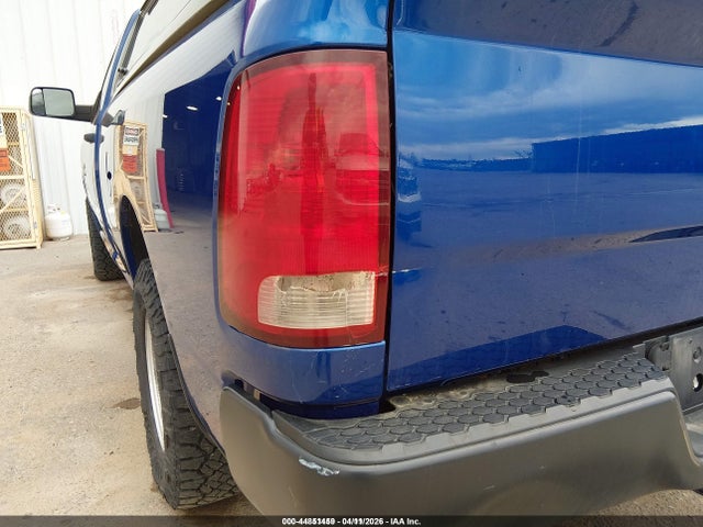 3C6JR7DG2JG321598 RAM 1500 Tradesman 4x4 8&#039; Box