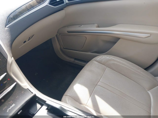 2016 Lincoln Mkz მანქანა იყიდება აუქციონზე, vin: 3LN6L2G93GR615147, აუქციონის ნომერი: 44851474