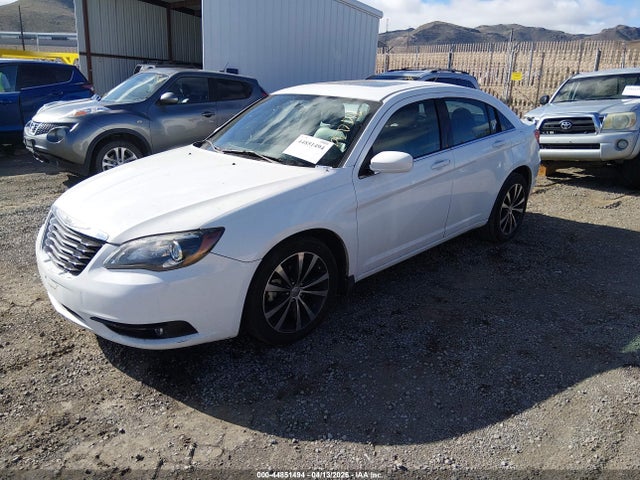 2012 CHRYSLER 200 1C3CCBHG2CN213321 Photo 1