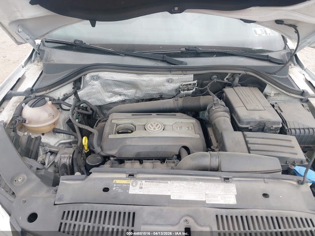 WVGBV3AX0EW522182 Volkswagen Tiguan R-line/s/se/sel