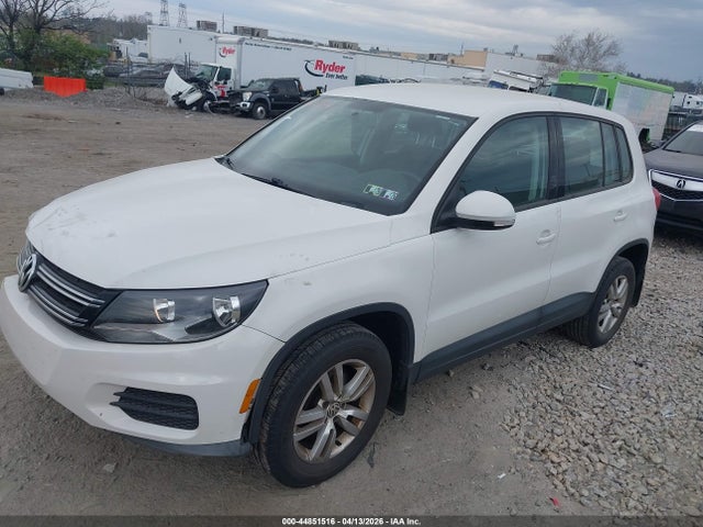 WVGBV3AX0EW522182 Volkswagen Tiguan R-line/s/se/sel
