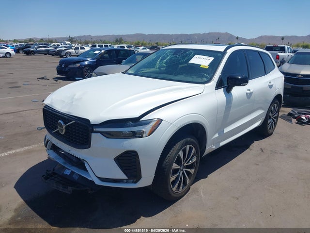 YV4L12RK0R1744308 Volvo Xc60 B5 Core Dark Theme