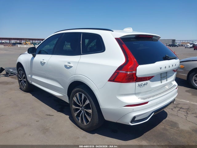 YV4L12RK0R1744308 Volvo Xc60 B5 Core Dark Theme