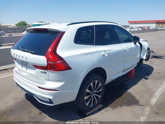 YV4L12RK0R1744308 Volvo Xc60 B5 Core Dark Theme