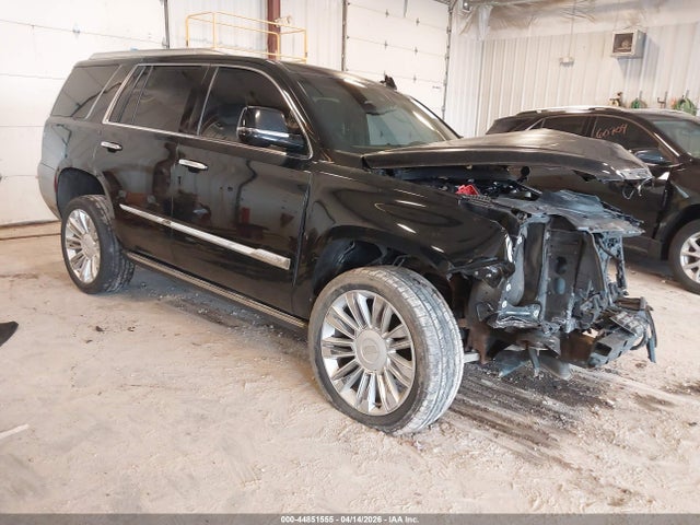 Продаж на аукціоні авто 2016 Cadillac Escalade Platinum, vin: 1GYS4DKJ6GR368533, номер лоту: 44851555