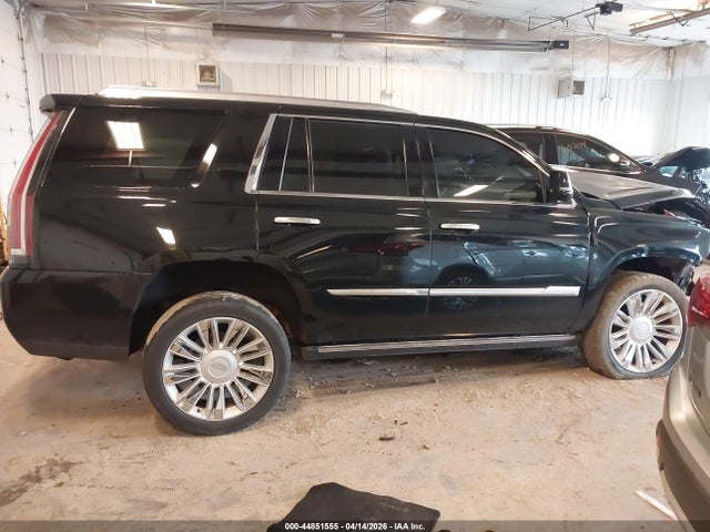 44851555 :رقم المزاد ، 1GYS4DKJ6GR368533 vin ، 2016 Cadillac Escalade Platinum مزاد بيع