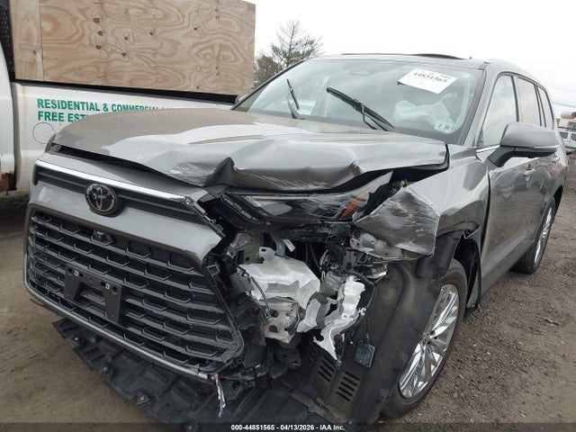 Продажа на аукционе авто 2025 Toyota Grand Highlander Platinum, vin: 5TDAAAB50SS073756, номер лота: 44851565