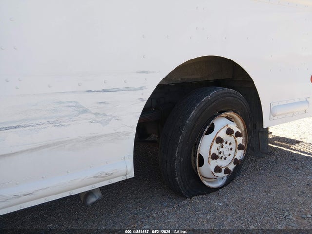 Продаж на аукціоні авто 2005 Freightliner Chassis M Line Walk-in Van, vin: 4UZAANCP35CU90796, номер лоту: 44851567