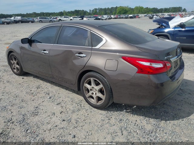 44851568 :رقم المزاد ، 1N4AL3AP1HN322885 vin ، 2017 Nissan Altima 2.5 S مزاد بيع