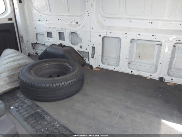 Продажа на аукционе авто 2015 Ford Transit-150, vin: 1FTNE1ZM7FKA11674, номер лота: 44851598