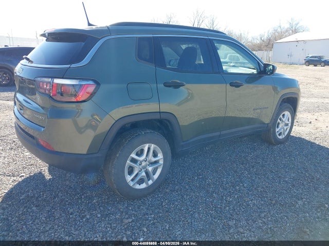 2019 JEEP COMPASS 3C4NJDAB1KT619996 Photo 3