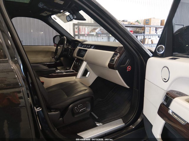 2015 Land Rover Range Rover 5.0l V8 Supercharged მანქანა იყიდება აუქციონზე, vin: SALGS2TF4FA228972, აუქციონის ნომერი: 44851656