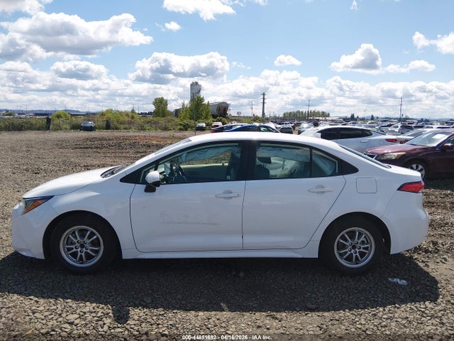 2022 Toyota Corolla Hybrid Le მანქანა იყიდება აუქციონზე, vin: JTDEAMDE6N3012174, აუქციონის ნომერი: 44851682