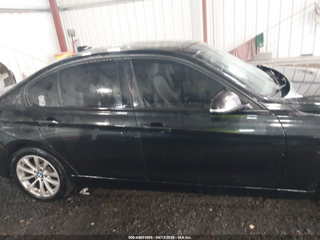 2016 Bmw 320i მანქანა იყიდება აუქციონზე, vin: WBA8E1G54GNT36661, აუქციონის ნომერი: 44851689
