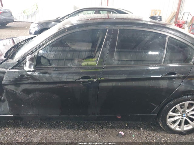 2016 Bmw 320i მანქანა იყიდება აუქციონზე, vin: WBA8E1G54GNT36661, აუქციონის ნომერი: 44851689