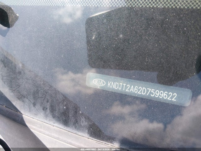 44851692 :رقم المزاد ، KNDJT2A62D7599622 vin ، 2013 Kia Soul + مزاد بيع