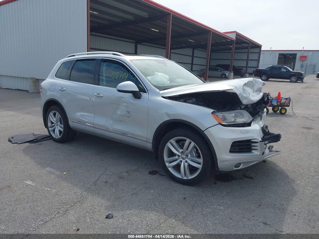 Auction sale of the 2013 Volkswagen Touareg Tdi Executive, vin: WVGEP9BP3DD006465, lot number: 44851704
