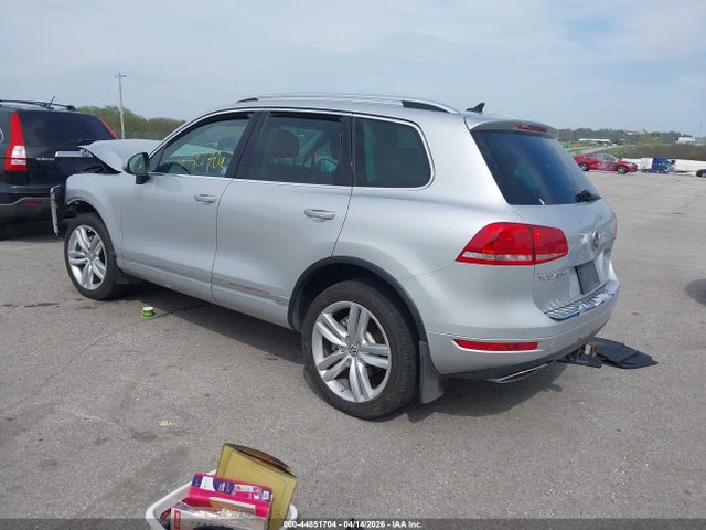 44851704 :رقم المزاد ، WVGEP9BP3DD006465 vin ، 2013 Volkswagen Touareg Tdi Executive مزاد بيع