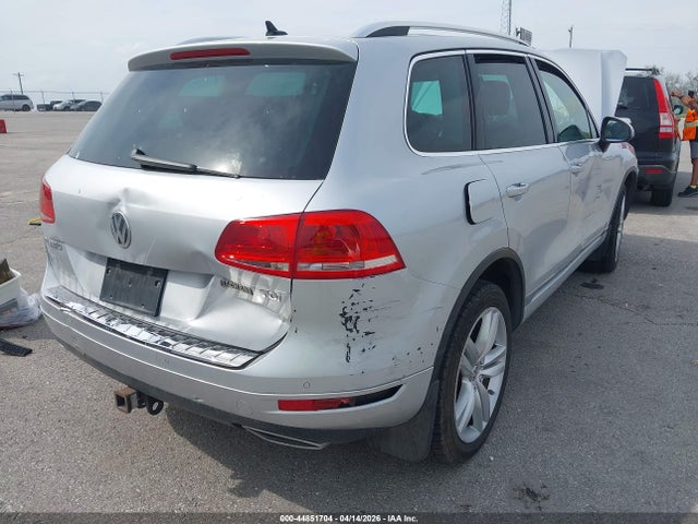 44851704 :رقم المزاد ، WVGEP9BP3DD006465 vin ، 2013 Volkswagen Touareg Tdi Executive مزاد بيع