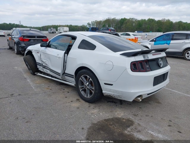2014 Ford Mustang V6 Premium მანქანა იყიდება აუქციონზე, vin: 1ZVBP8AMXE5279369, აუქციონის ნომერი: 44851714