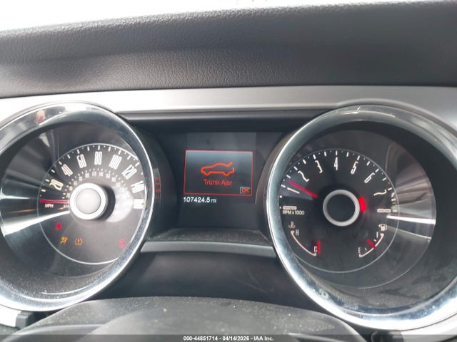 2014 Ford Mustang V6 Premium მანქანა იყიდება აუქციონზე, vin: 1ZVBP8AMXE5279369, აუქციონის ნომერი: 44851714