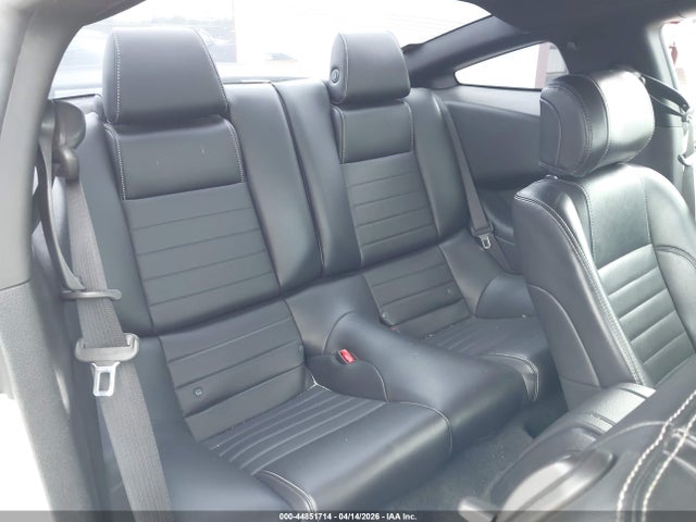 2014 Ford Mustang V6 Premium მანქანა იყიდება აუქციონზე, vin: 1ZVBP8AMXE5279369, აუქციონის ნომერი: 44851714