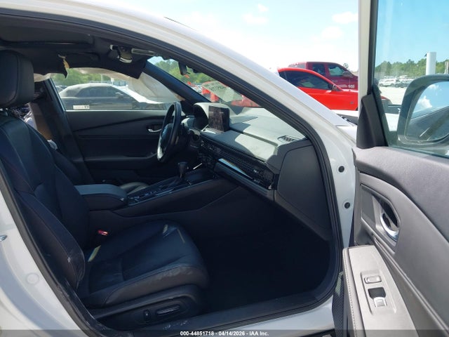 Auction sale of the 2024 Honda Accord Hybrid Sport-l, vin: 1HGCY2F70RA063940, lot number: 44851718