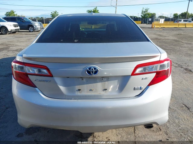 4T1BD1FK4EU132542 Toyota Camry Hybrid Se Limited Edition