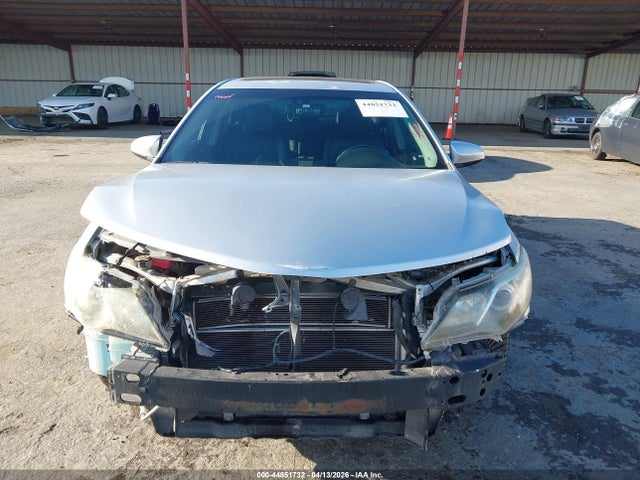 4T1BD1FK4EU132542 Toyota Camry Hybrid Se Limited Edition