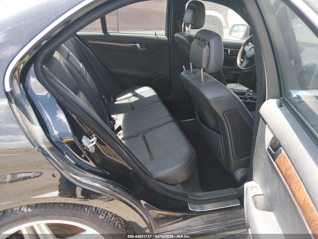 44851737 :رقم المزاد ، WDDGF54X49R040825 vin ، 2009 Mercedes-benz C 300 Sport مزاد بيع