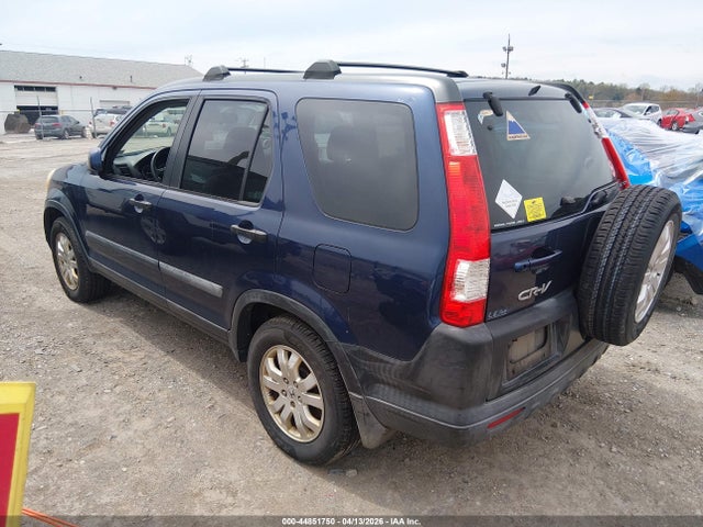 2005 HONDA CR-V SHSRD78815U334831 Photo 2