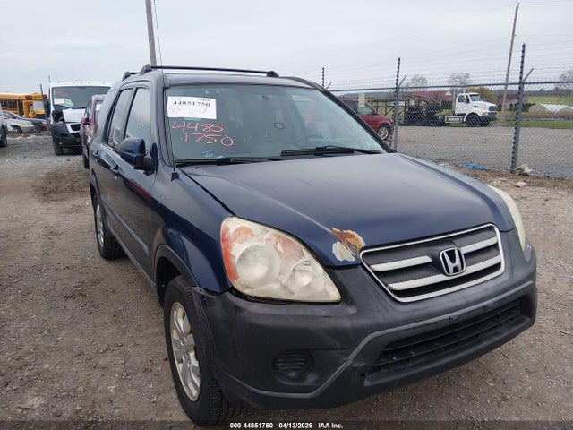 2005 HONDA CR-V SHSRD78815U334831 Photo 5