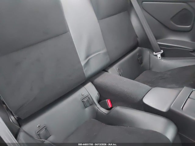 44851755 :رقم المزاد ، JF1ZNBE17S9756046 vin ، 2025 Toyota Gr86 Premium مزاد بيع