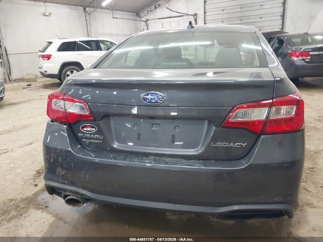 2018 Subaru Legacy 2.5i Premium მანქანა იყიდება აუქციონზე, vin: 4S3BNAC66J3018342, აუქციონის ნომერი: 44851757