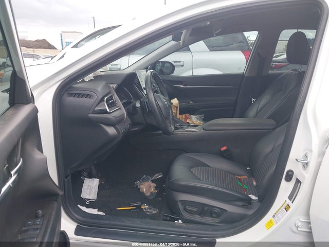 4T1G11AK4NU678330 Toyota CAMRY SE