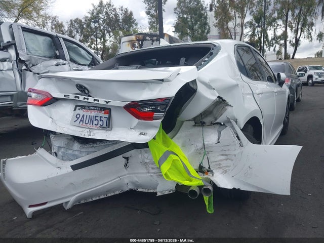 4T1G11AK4NU678330 Toyota CAMRY SE