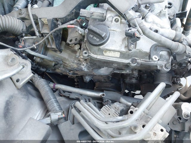 44851763 :رقم المزاد ، 5TDBK3EHXBS072424 vin ، 2011 Toyota Highlander Se V6 مزاد بيع