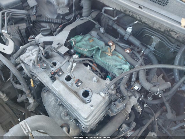 44851763 :رقم المزاد ، 5TDBK3EHXBS072424 vin ، 2011 Toyota Highlander Se V6 مزاد بيع