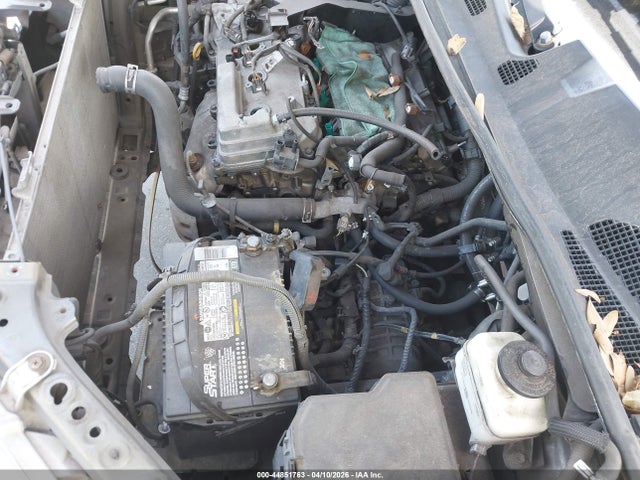 44851763 :رقم المزاد ، 5TDBK3EHXBS072424 vin ، 2011 Toyota Highlander Se V6 مزاد بيع