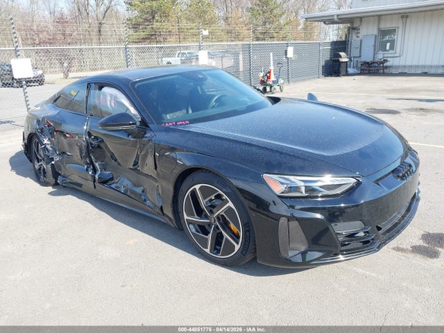44851775 :رقم المزاد ، WAUBHBFW3P7900902 vin ، 2023 Audi Rs E-tron Gt Quattro مزاد بيع