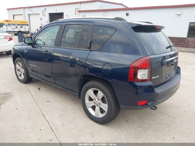 2014 JEEP COMPASS 1C4NJDBBXED652343 Photo 2