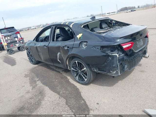 44851793 :رقم المزاد ، 4T1KZ1AK3LU044149 vin ، 2020 Toyota Camry Xse V6 مزاد بيع