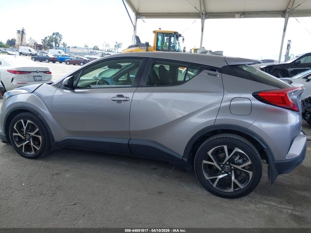 Toyota C-HR XLE 2019 JTNKHMBX4K1055918 Image 15