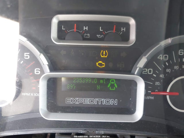 44851856 :رقم المزاد ، 1FMFU15558LA76876 vin ، 2008 Ford Expedition Xlt مزاد بيع