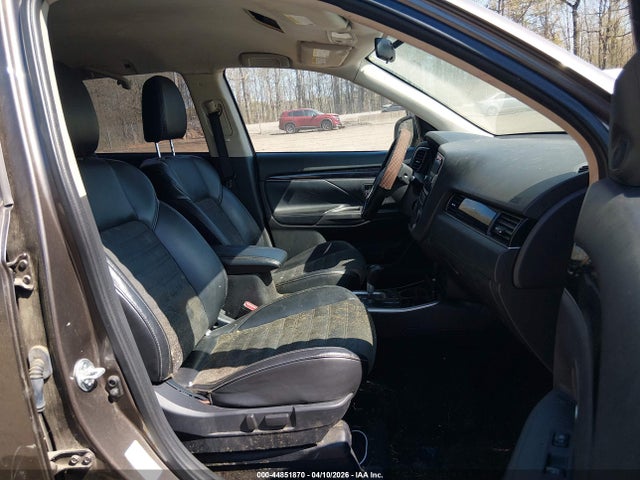 2019 MITSUBISHI OUTLANDER JA4AZ3A35KZ020905 Photo 4