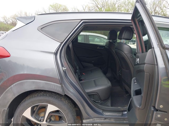 2017 HYUNDAI TUCSON KM8J3CA27HU304231 Photo 7