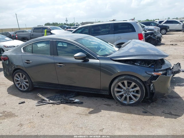 Aukcja sprzedaży 2023 Mazda Mazda3 2.5 S Preferred, vin: 3MZBPACM4PM371188, numer aukcji: 44851873