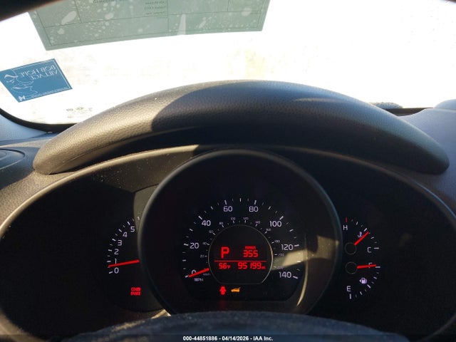 Продаж на аукціоні авто 2015 Kia Soul, vin: KNDJN2A25F7232319, номер лоту: 44851886