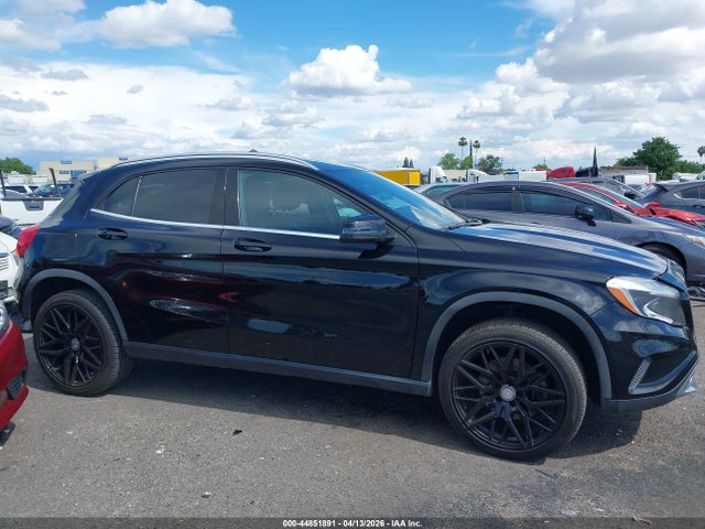 WDCTG4GB0HJ321351 Mercedes-Benz Gla 250 4matic